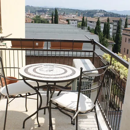 Re Lear Apartment Verona Room photo