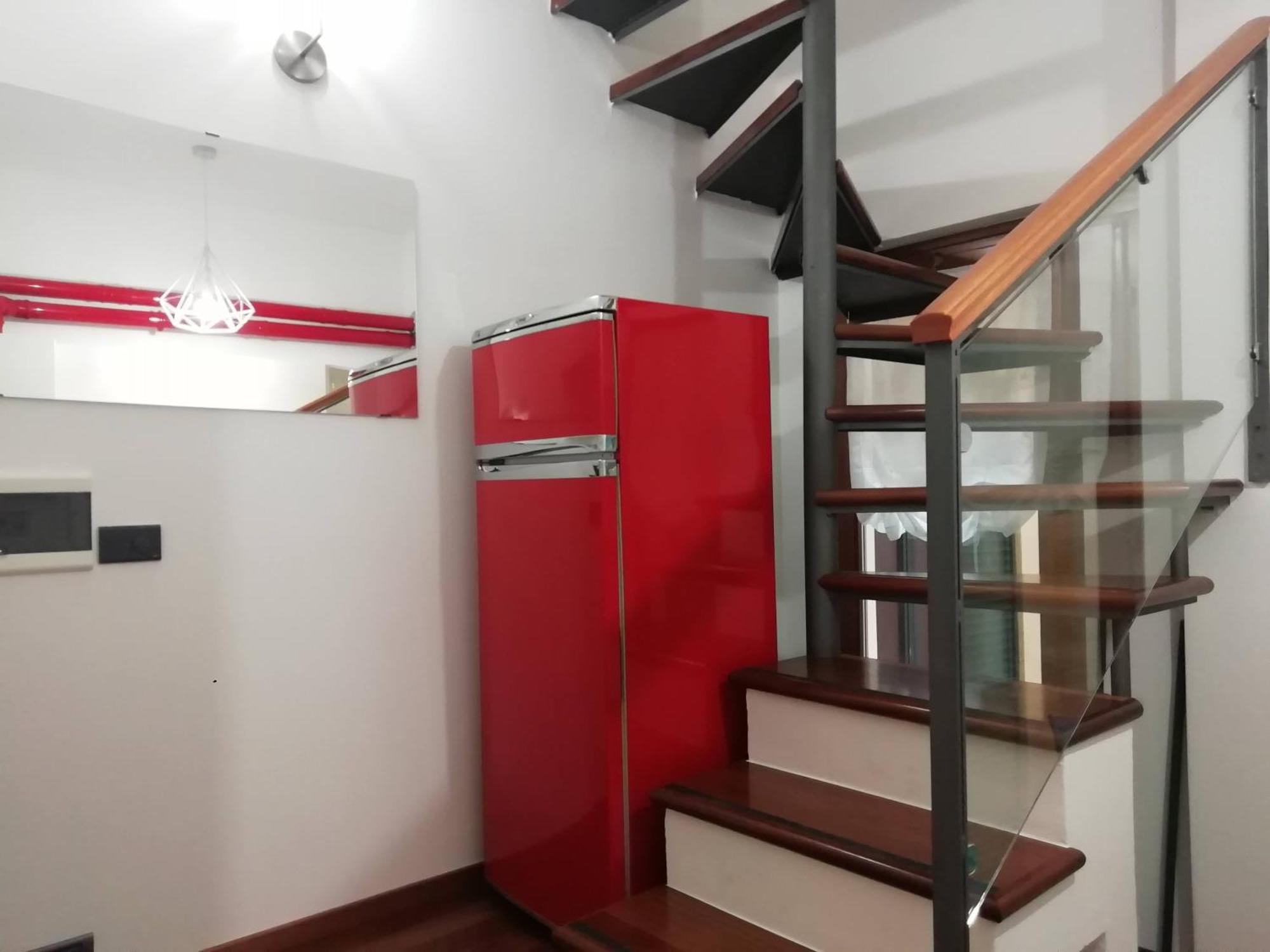 Re Lear Apartment